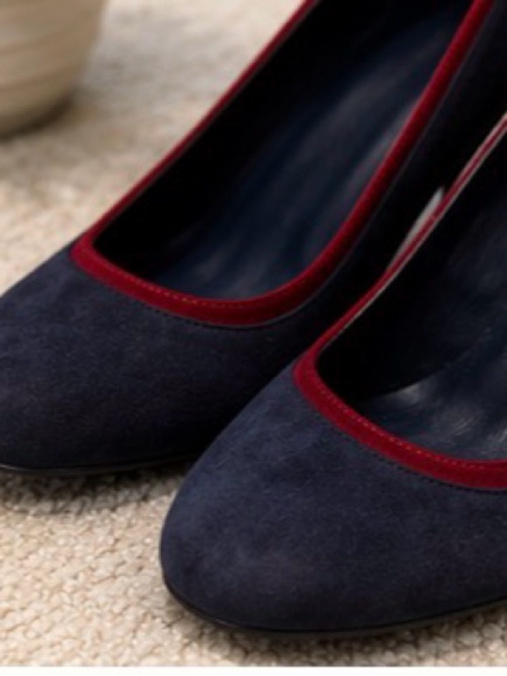 Tommy Hilfiger Navy Suede Block Heel Pumps – Women's Size 9 - Picture 5 of 5